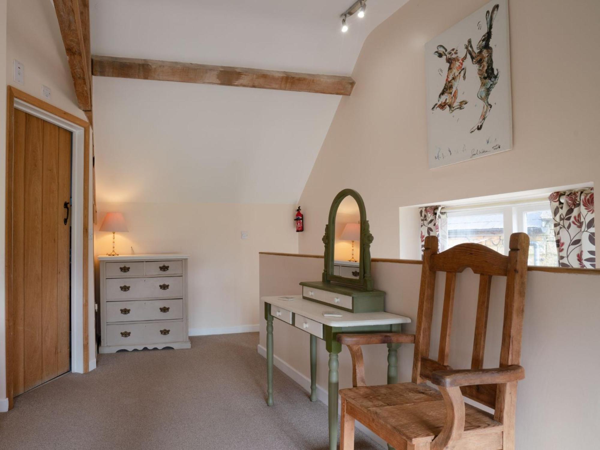 Pass The Keys Hare Cottage Wonderful Views And Parking Moreton-in-Marsh Kültér fotó