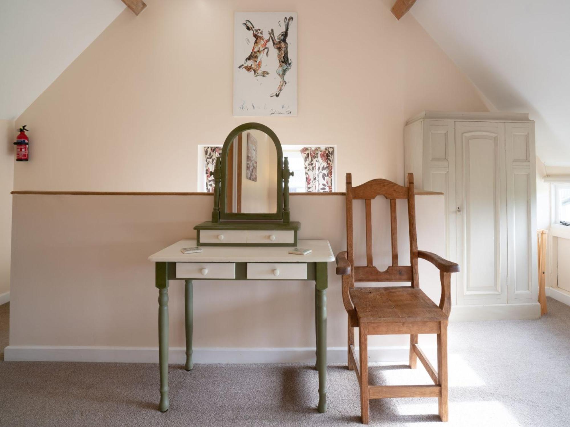 Pass The Keys Hare Cottage Wonderful Views And Parking Moreton-in-Marsh Kültér fotó